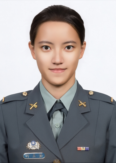 何昱萱照片
