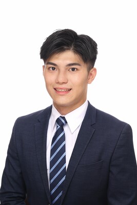 何榮晏圖片